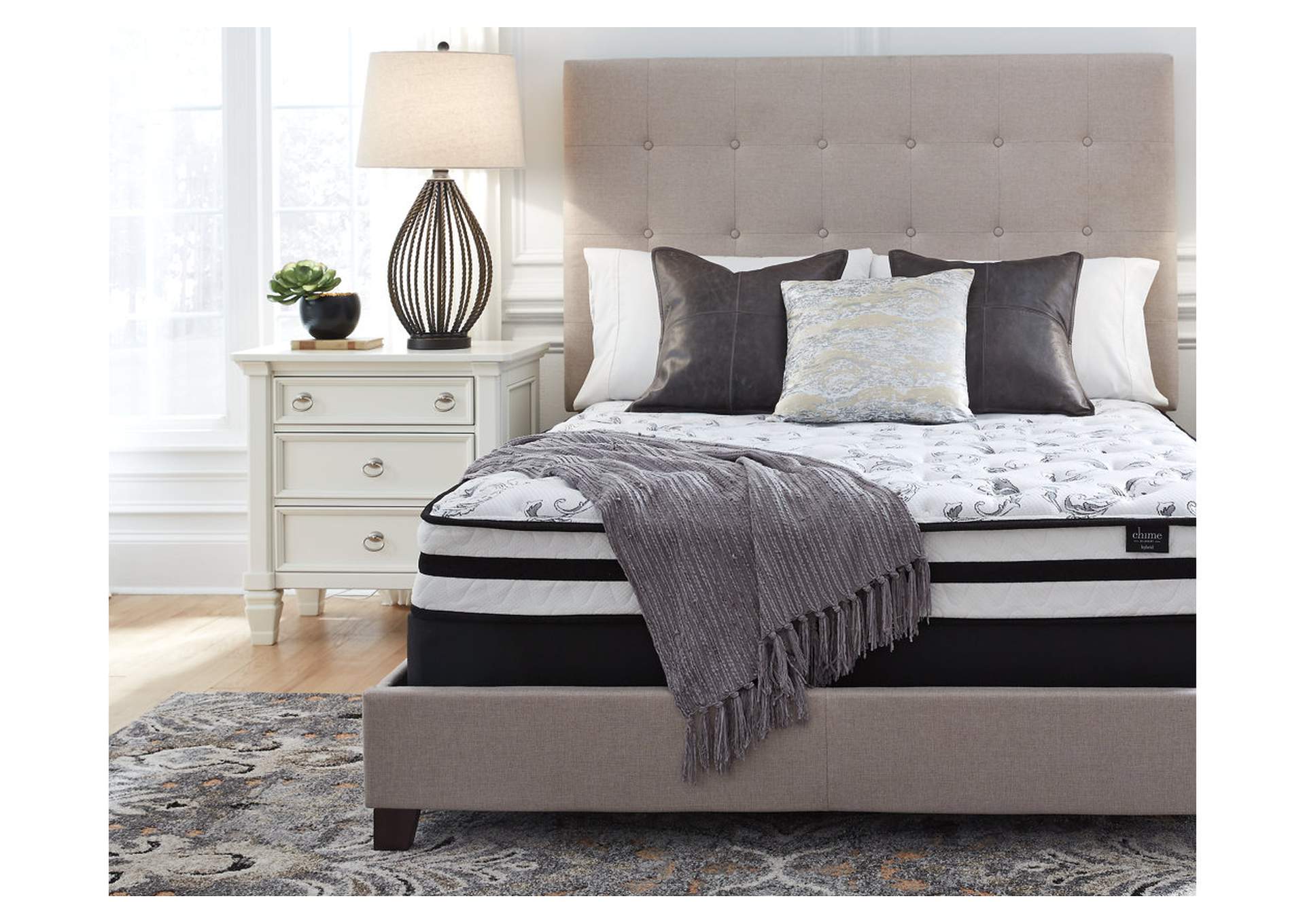 8 Inch Chime Innerspring King Mattress in a Box,Sierra Sleep by Ashley