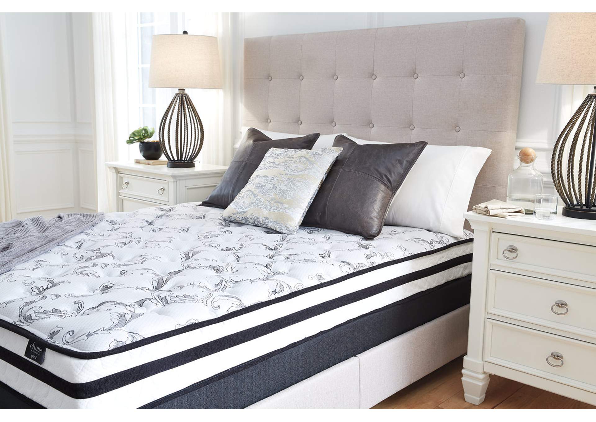 8 Inch Chime Innerspring King Mattress in a Box,Sierra Sleep by Ashley