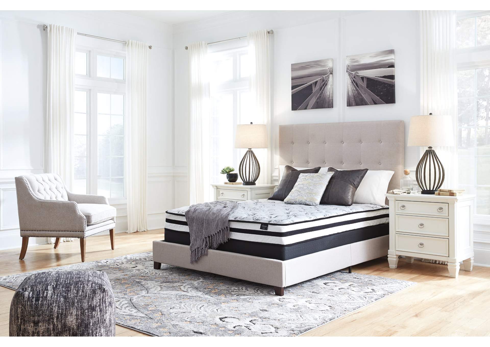 8 Inch Chime Innerspring King Mattress in a Box,Sierra Sleep by Ashley
